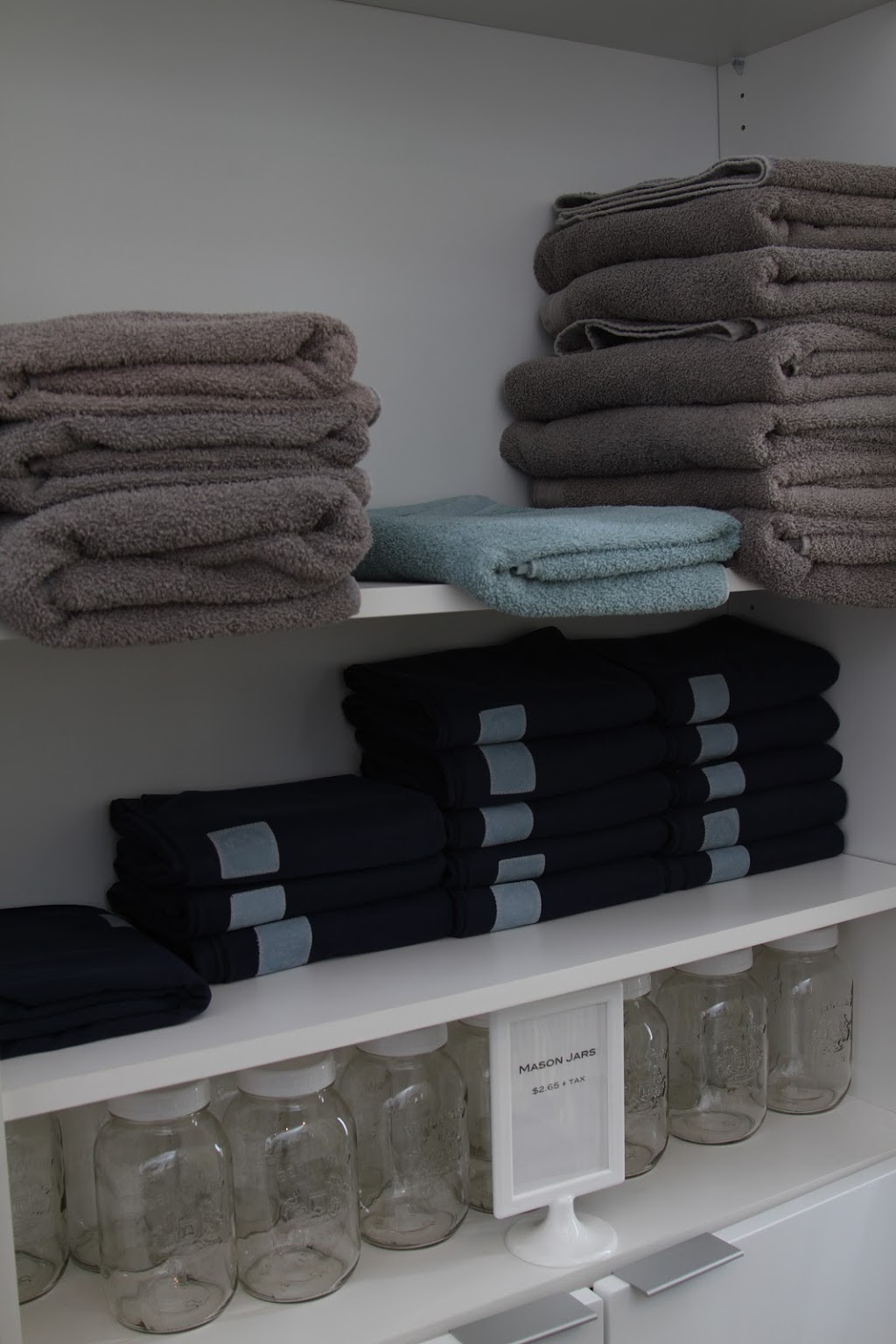 Modo Yoga | Square One | 4175 Confederation Pkwy #5, Mississauga, ON L5B 0H1, Canada | Phone: (905) 232-0165