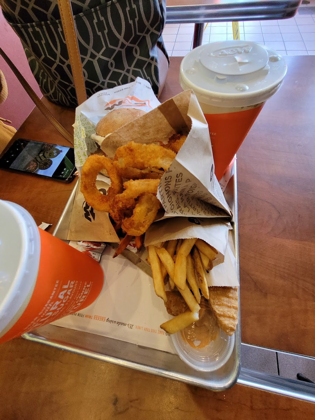 A&W Canada | 31 Cow Bay Rd, Eastern Passage, NS B3G 1A2, Canada | Phone: (902) 829-2224