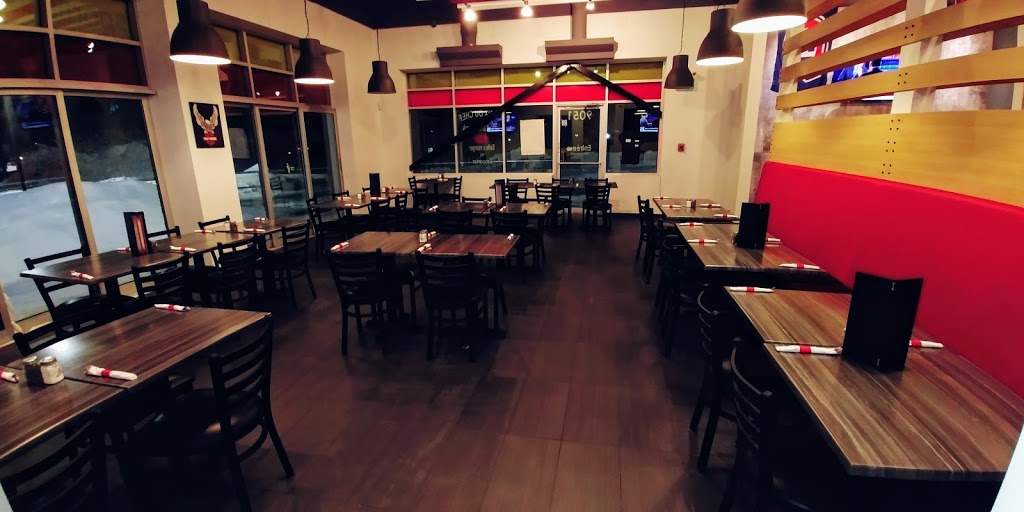 Coq O Bec | 9051 Route Sir Wilfrid Laurier, Mirabel, QC J7N 1L6, Canada | Phone: (450) 412-1235