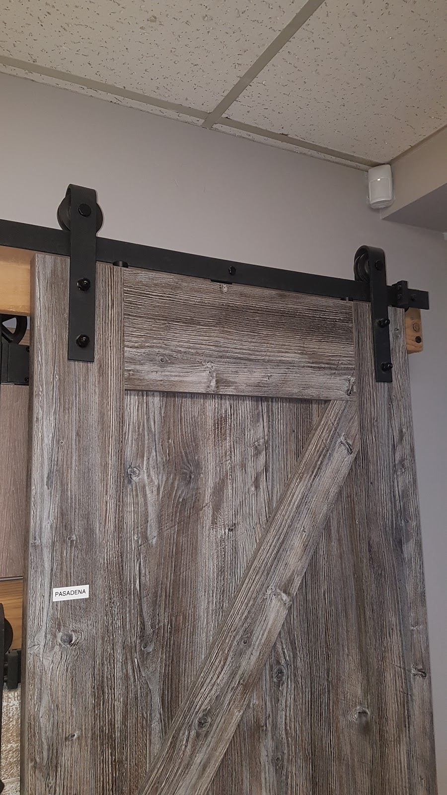 Infiniti door repair and services | 76 Evansmeade Common NW, Calgary, AB T3P 1E7, Canada | Phone: (403) 807-9703