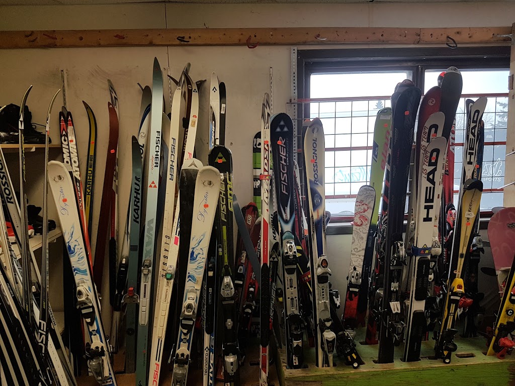Kunstadt Sports | 462 Hazeldean Rd, Kanata, ON K2L 1V3, Canada | Phone: (613) 831-2059