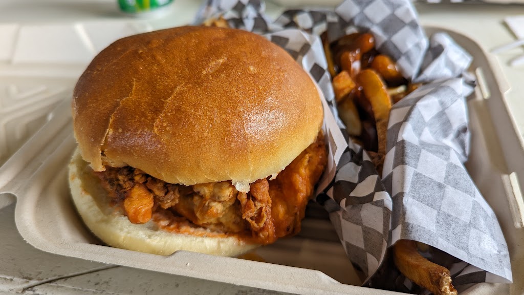 Double Decker Sundridge | 10397 Hwy 124, Sundridge, ON P0A 1Z0, Canada | Phone: (705) 384-9999