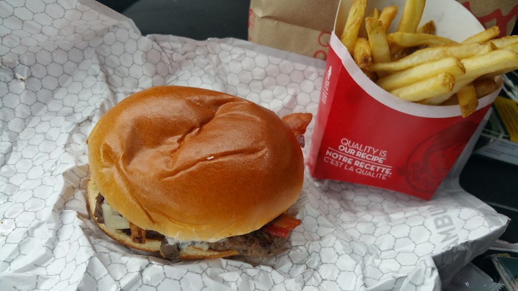 Wendys | 4114 Hwy 7, Woodbridge, ON L4L 1A6, Canada | Phone: (905) 850-0961