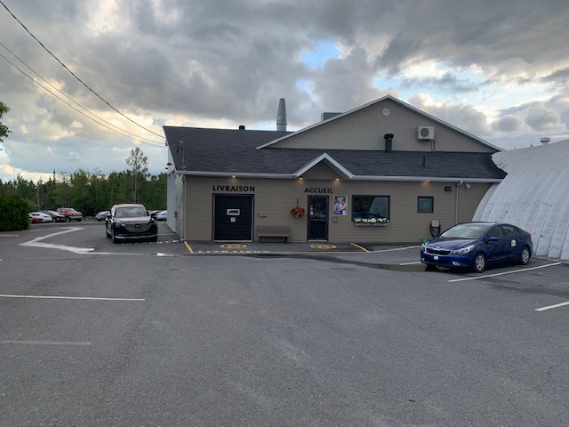 Bilodeau Collision Inc | 2509 Rue Laval, Nantes, QC G6B 1A2, Canada | Phone: (819) 583-0383