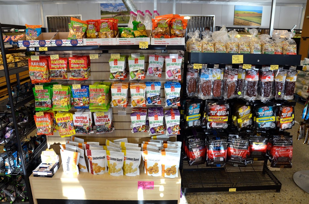 H&W Produce | store | 17220 95 Ave NW, Edmonton, AB T5T 6P1, Canada | 7804867700 OR +1 780-486-7700