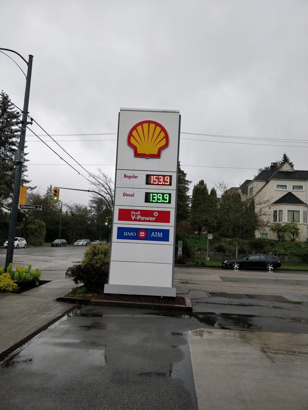 Shell | 4314 W 10th Ave, Vancouver, BC V6R 2H7, Canada | Phone: (604) 224-3013