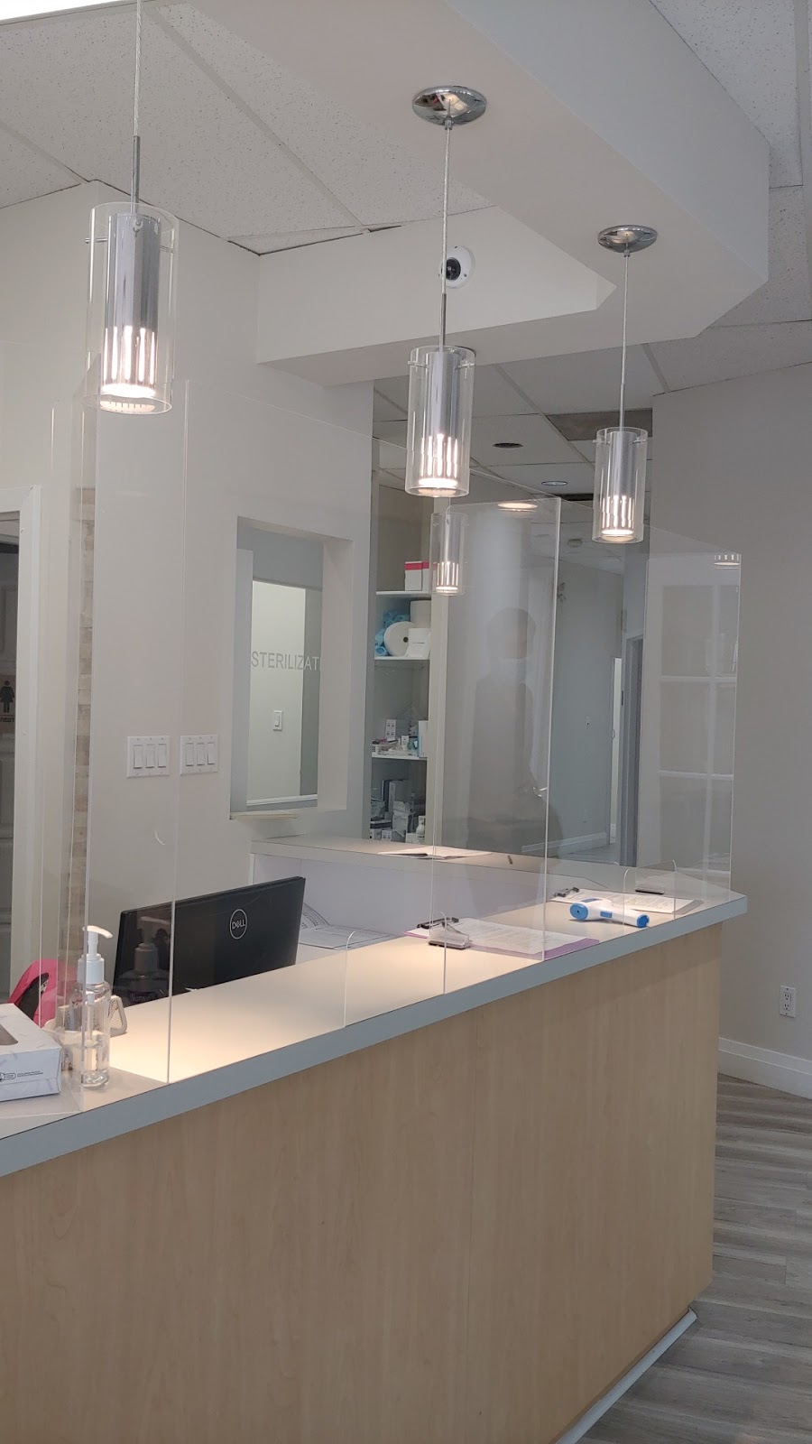 The Toothcorner | 100 Halsey Ave, Toronto, ON M4B 1A9, Canada | Phone: (416) 751-4218