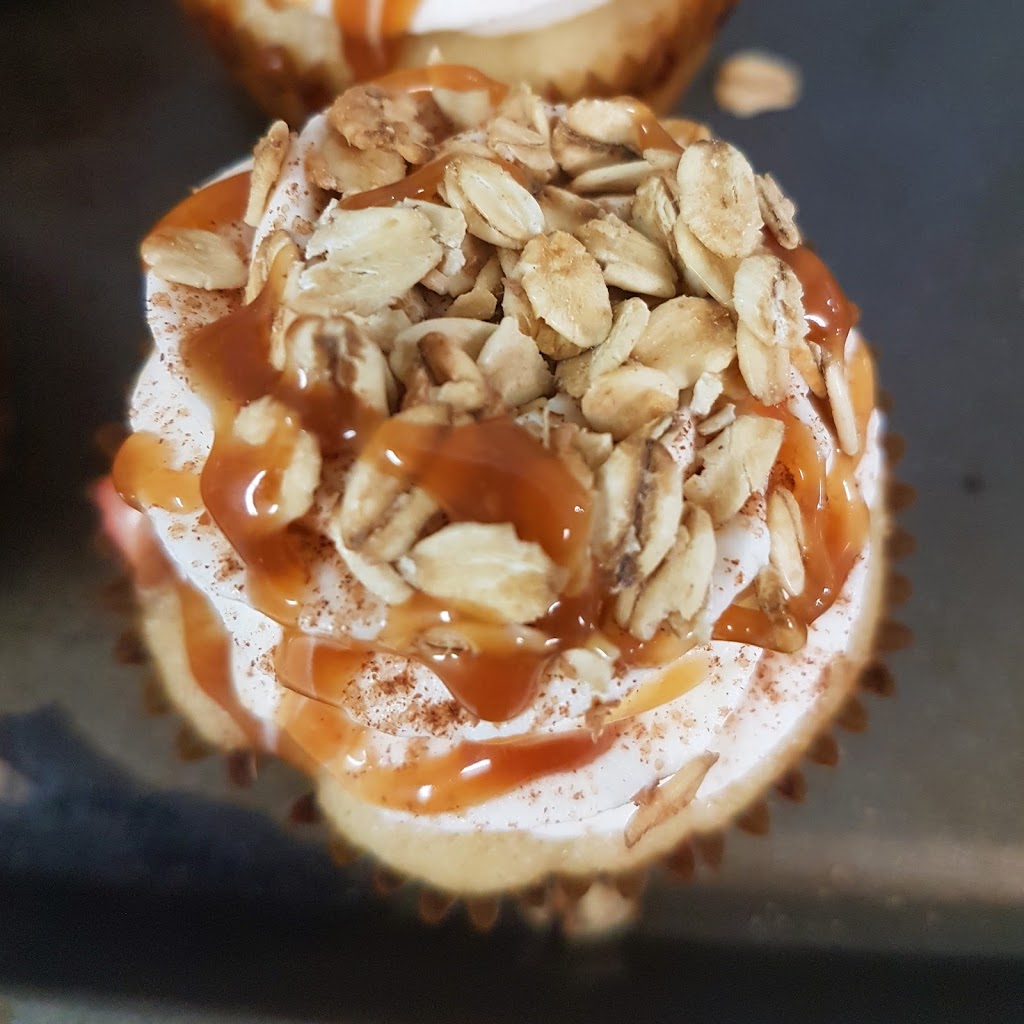 Mama Los Bakery&Kitchen | 44 Crew Crescent, Maple, ON L6A 3E9, Canada | Phone: (416) 520-7630