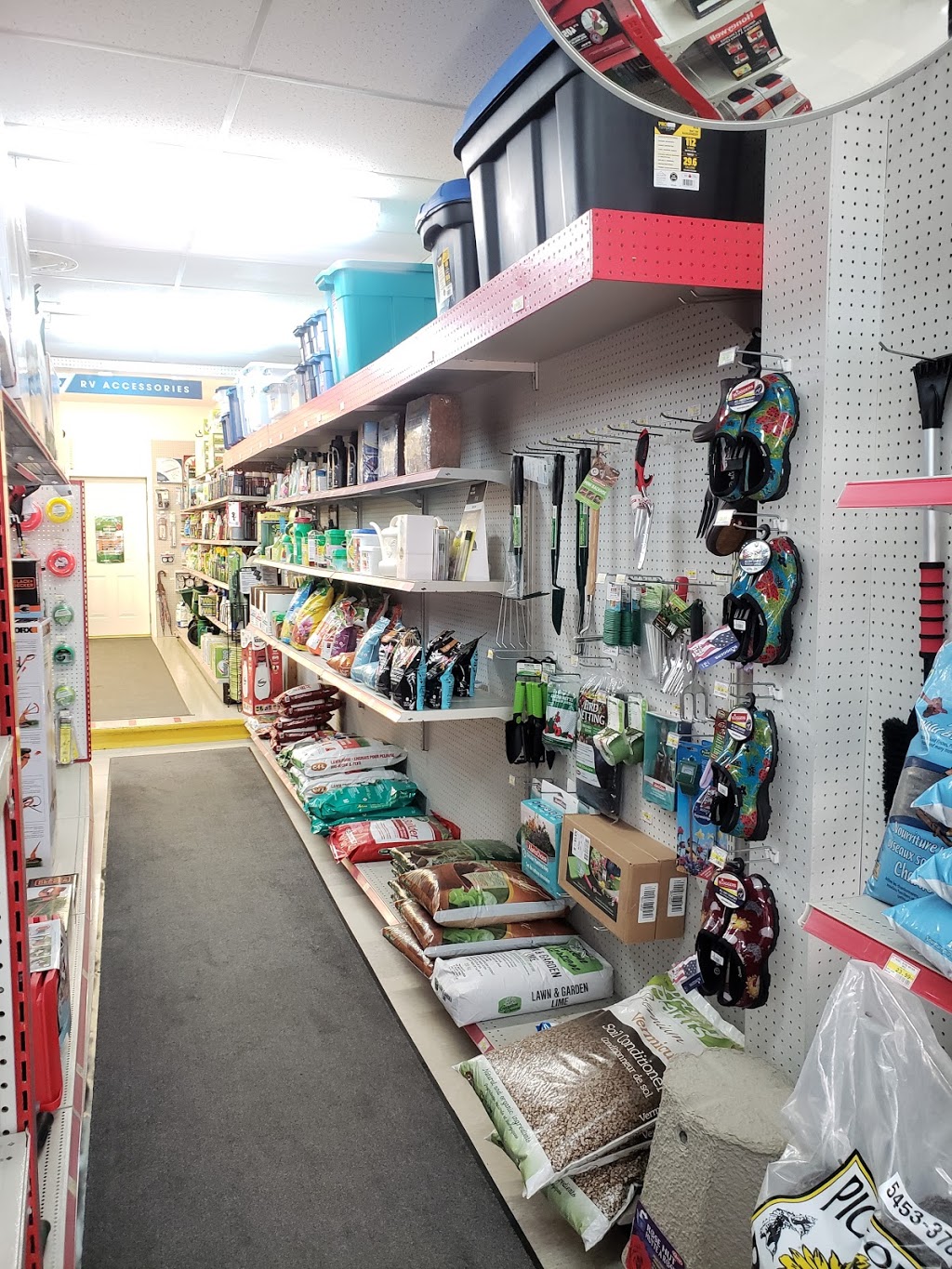 Bashaw Home Hardware | 5102 50 St, Bashaw, AB T0B 0H0, Canada | Phone: (780) 372-3889