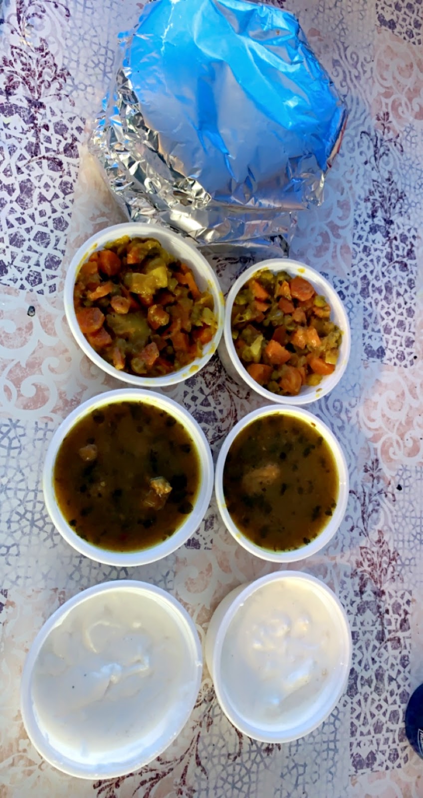 Gillz tiffin service | 2125 Bakerview St, Abbotsford, BC V2T 3B2, Canada | Phone: (604) 217-4122