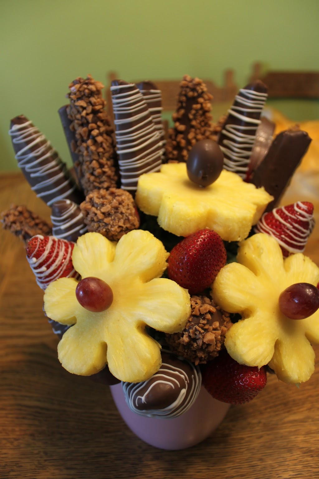 Bouquet ô Fruit | 2027 Route 400 West, Limoges, ON K0A 2M0, Canada | Phone: (613) 858-2695