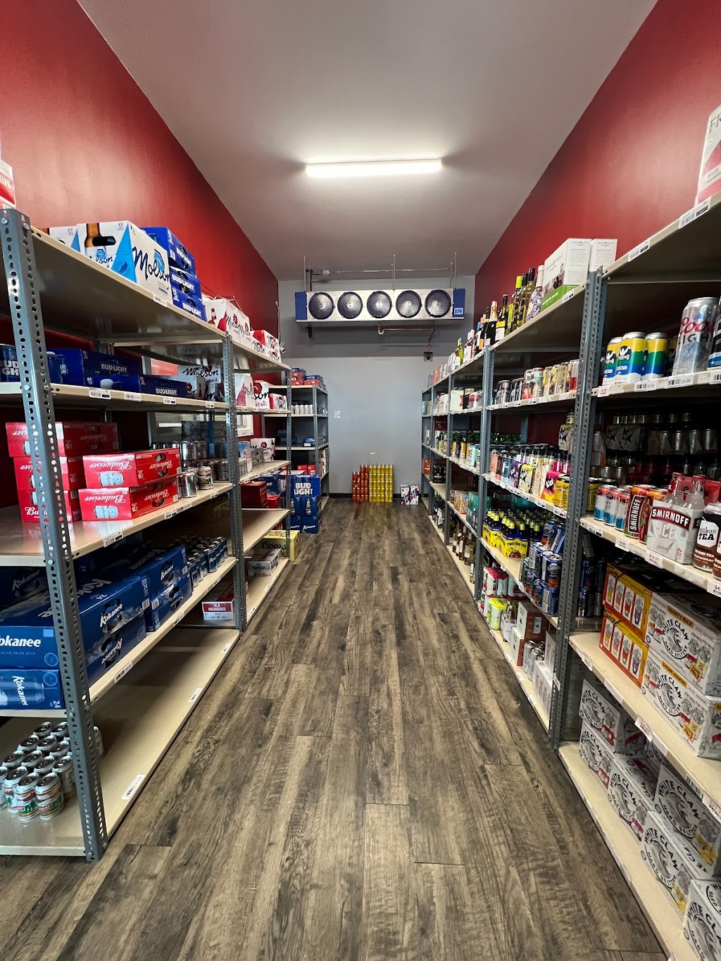 Castle Liquor Lacombe | 4041 63 Ave #4, Lacombe, AB T4L 1V6, Canada | Phone: (403) 786-0175