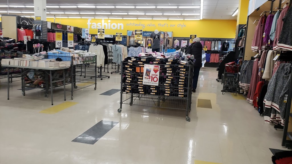 Giant Tiger | 114 Woodlawn Rd, Dartmouth, NS B2W 2S7, Canada | Phone: (902) 435-8805