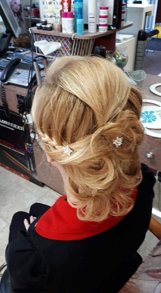 Fusion 2000 Coiffure Inc | 1354 Rue Sauvé E, Montréal, QC H2C 2A2, Canada | Phone: (514) 389-7315