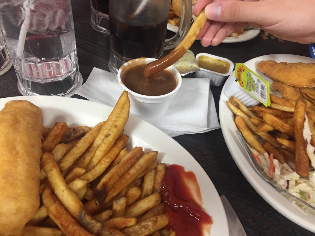 Blue Bird Cafe | 108 Centre St, Regina Beach, SK S0G 4C0, Canada | Phone: (306) 729-2385