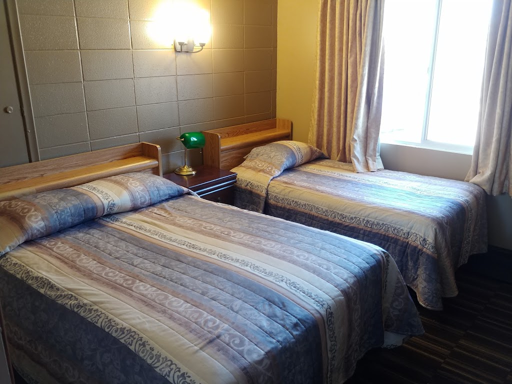 Athabasca Hillside Motel | 4804 46a Ave, Athabasca, AB T9S 1B6, Canada | Phone: (780) 675-5111