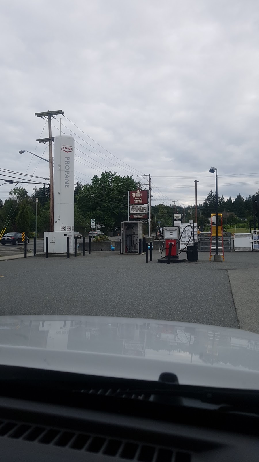 Co-op Gas Bar | 877 Bruce Ave, Nanaimo, BC V9S 3N3, Canada | Phone: (250) 753-3843