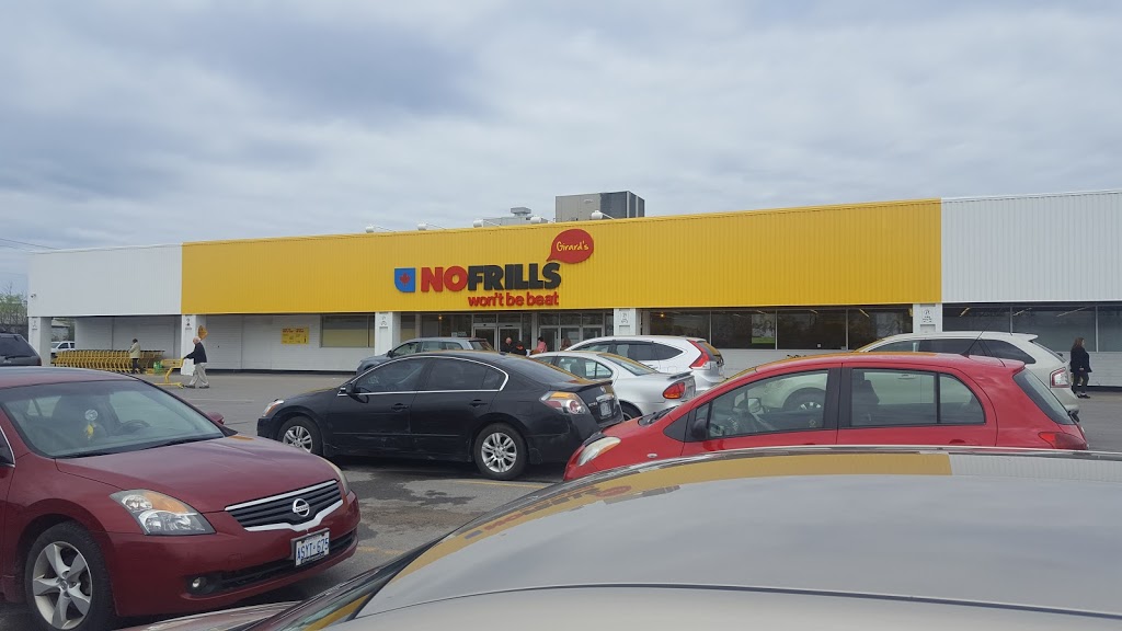 Girards No Frills | 390 Lincoln St E, Welland, ON L3B 4N4, Canada | Phone: (866) 987-6453
