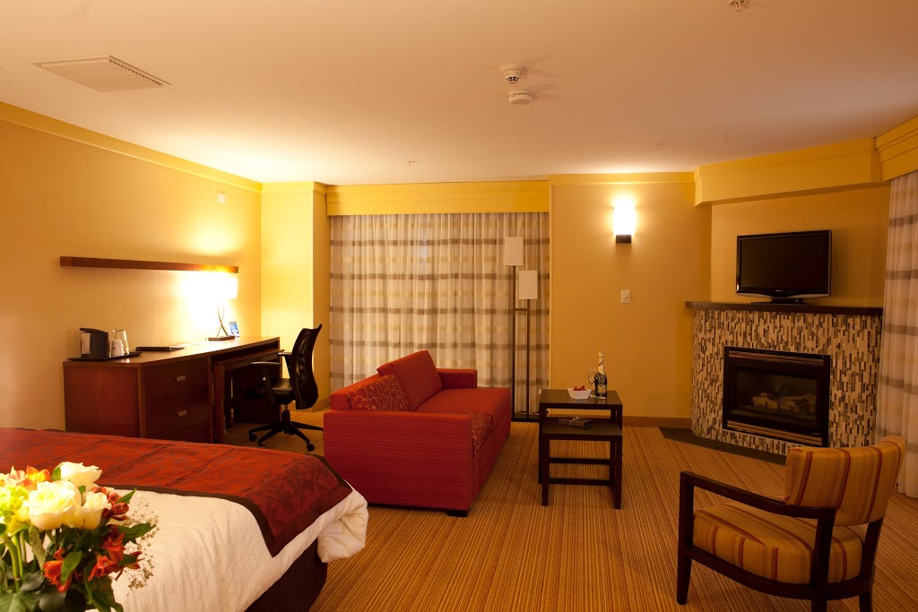 Courtyard by Marriott Waterloo St. Jacobs | 50 Benjamin Road, East, Waterloo, ON N2V 2J9, Canada | Phone: (519) 884-9295