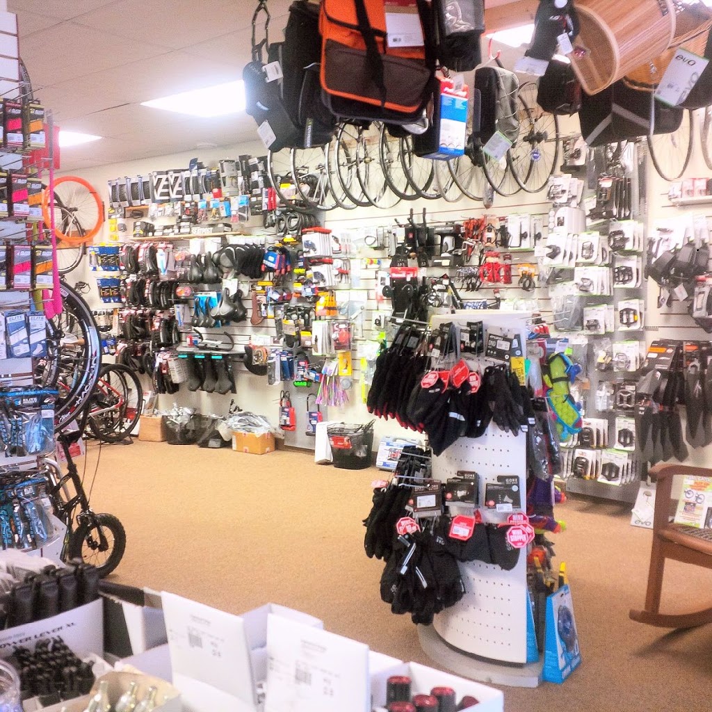 Wheels on Peel Cycle and Sports | 173 Peel St, New Hamburg, ON N3A 1E7, Canada | Phone: (519) 662-2131