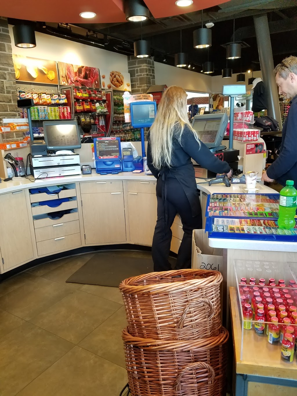 Market - Snacks * Beverage * To Go | Dutton/Dunwich, ON N0L, Canada | Phone: (519) 762-2290