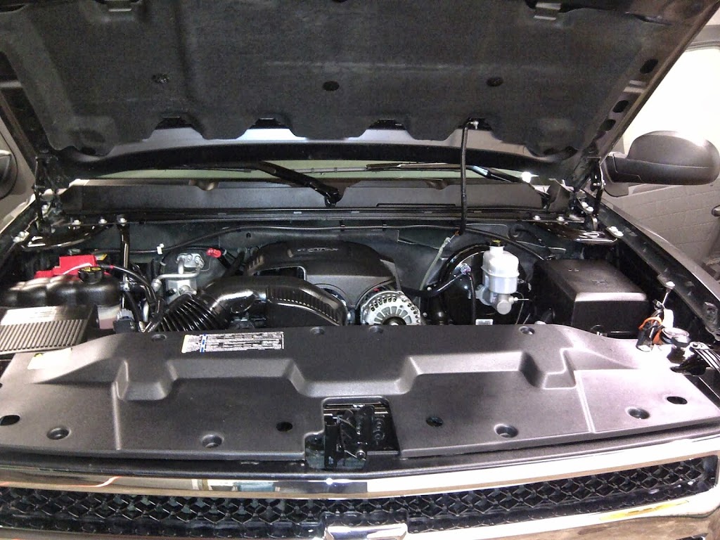 MAXIMUM AUTO DETAILING | 1047 Pacific Ave, Winnipeg, MB R3E 2K3, Canada | Phone: (204) 228-3183