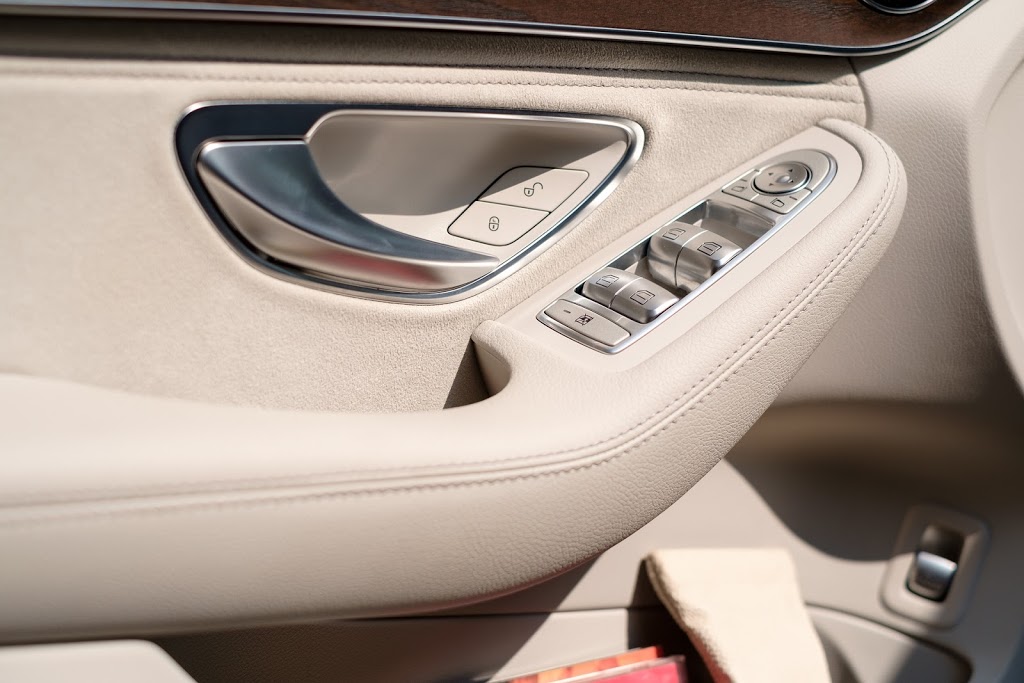 Auto Detailing Express | 281 Speers Rd #2, Oakville, ON L6K 2G1, Canada | Phone: (905) 338-6163