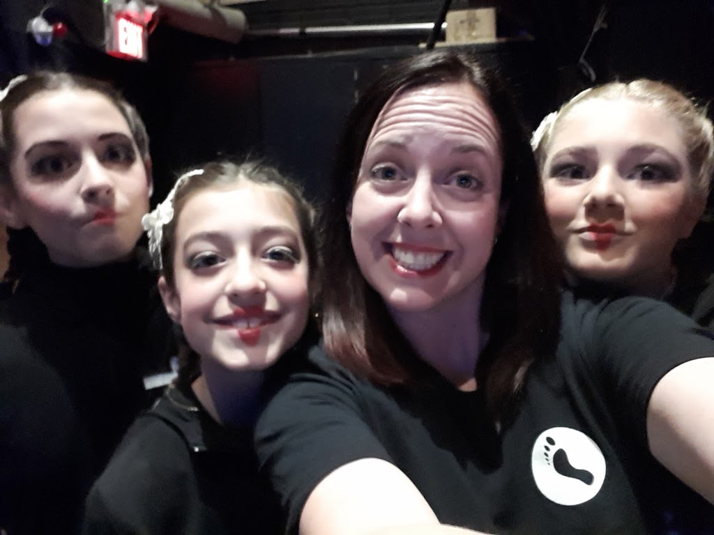 Toes Across The Floor Dance Company | 330 Gage Ave, Kitchener, ON N2M 5C6, Canada | Phone: (519) 725-4555
