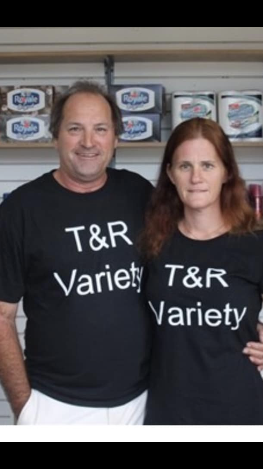 T&R Variety Store | 360 Osborne St, Beaverton, ON L0K 1A0, Canada | Phone: (705) 504-0204