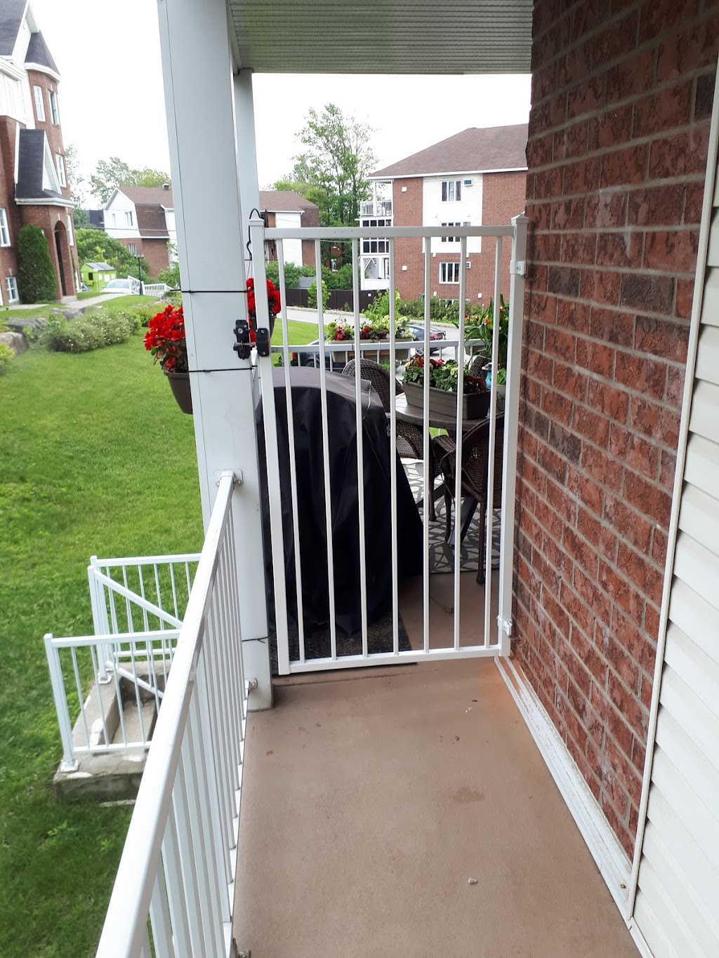 Clôture SoluNord | 128 Rue Larivière, Saint-Colomban, QC J5K 1E5, Canada | Phone: (514) 569-7729