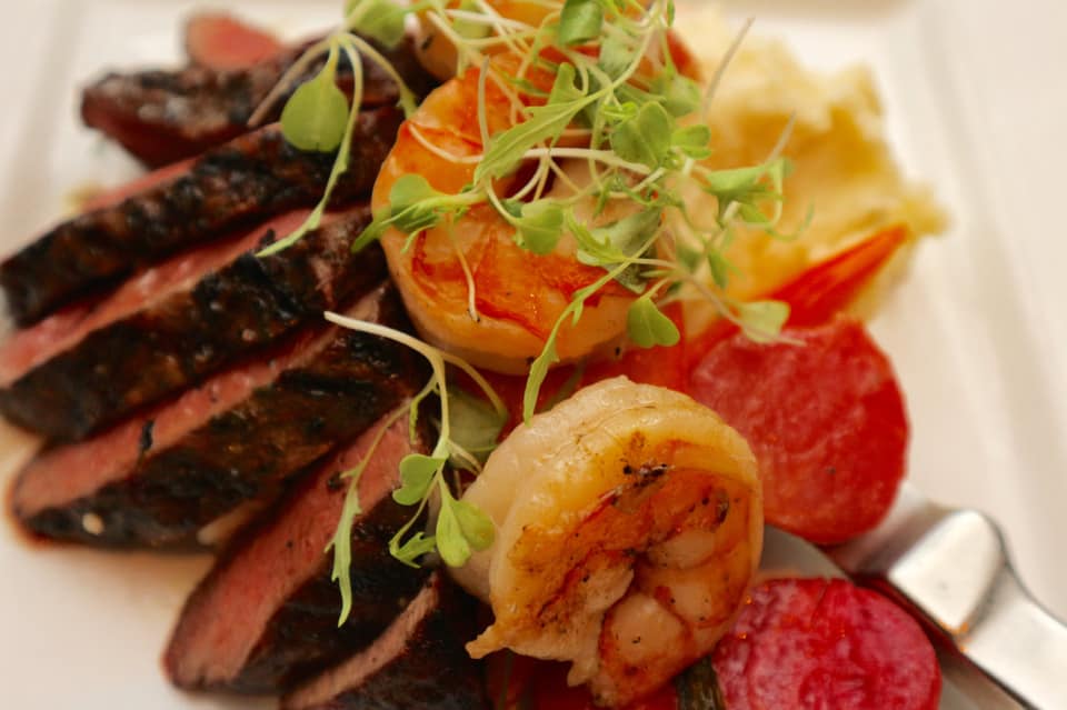 Harvest Restaurant | 1 Way St, Whitby, ON L1M 1B3, Canada | Phone: (905) 655-7687