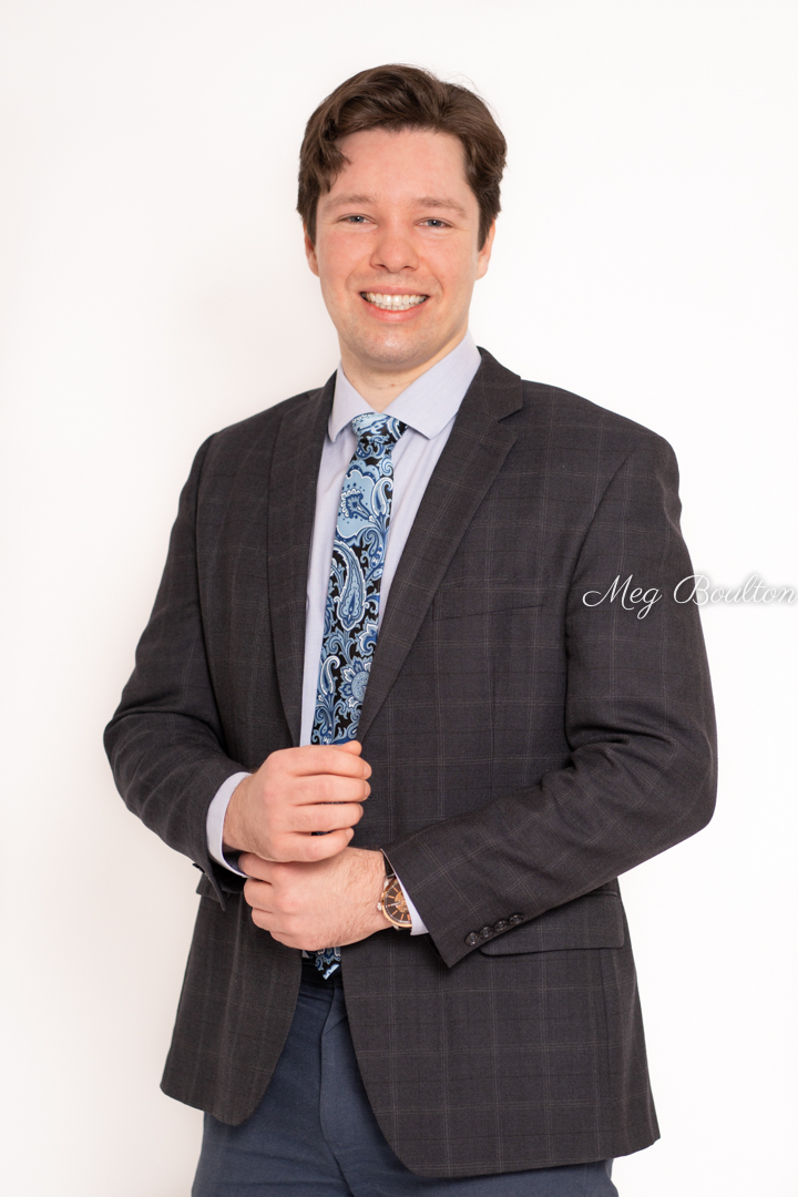 Hollowhills Portrait Photography Studio | 2 McCullogh Dr, Erin, ON N0B 1T0, Canada | Phone: (519) 217-7196