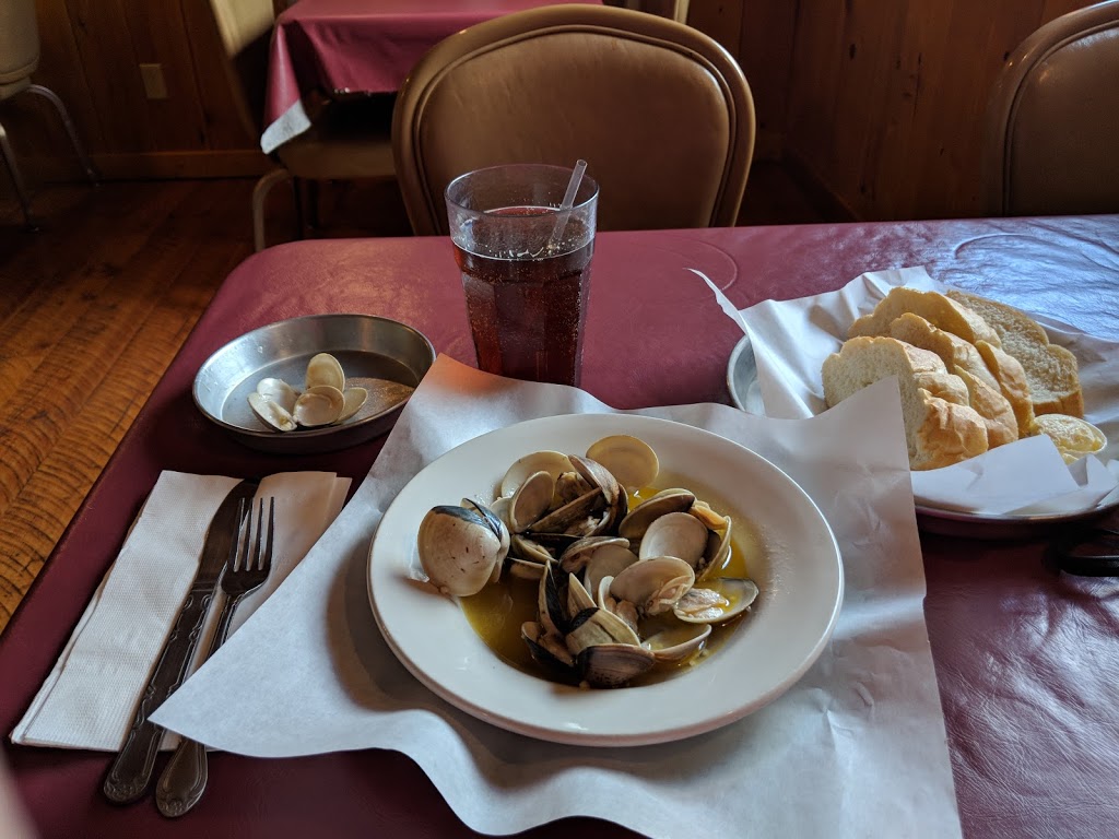Blue Mountain Grill | 974 Valley Hwy, Acme, WA 98220, USA | Phone: (360) 595-2200