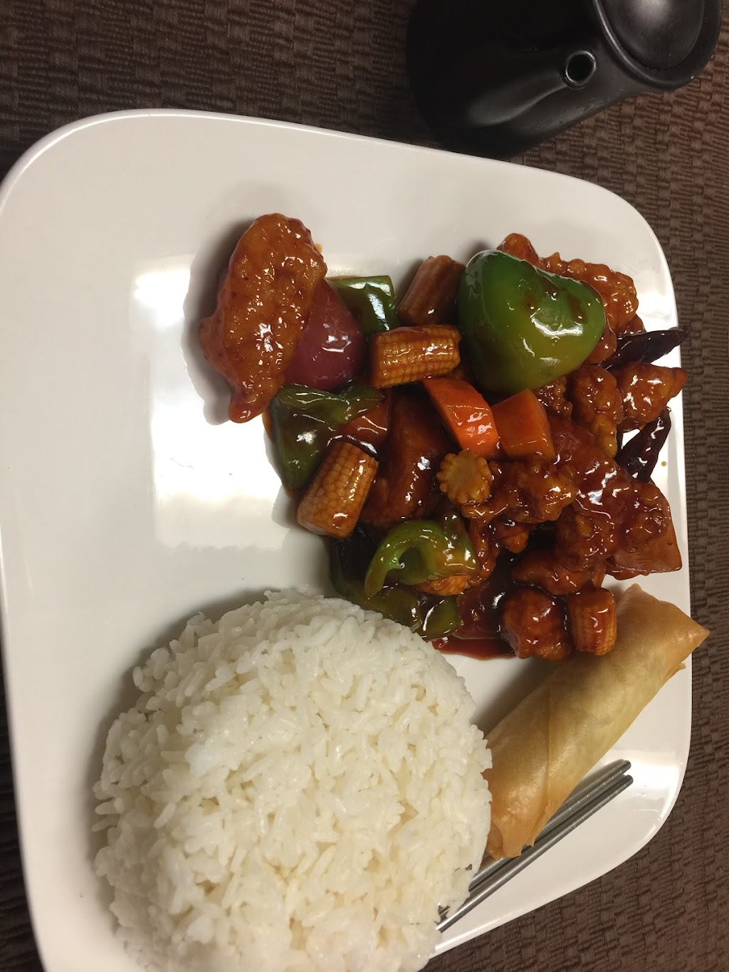 Wokker Restaurant | 5555 Eglinton Ave W, Etobicoke, ON M9C 5M1, Canada | Phone: (905) 238-3177