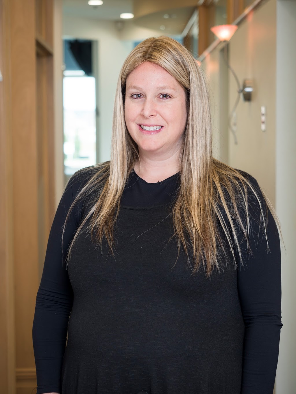 Rutherford Village Dental | 9200 Bathurst St Suite 31, Thornhill, ON L4J 8W1, Canada | Phone: (905) 731-8731