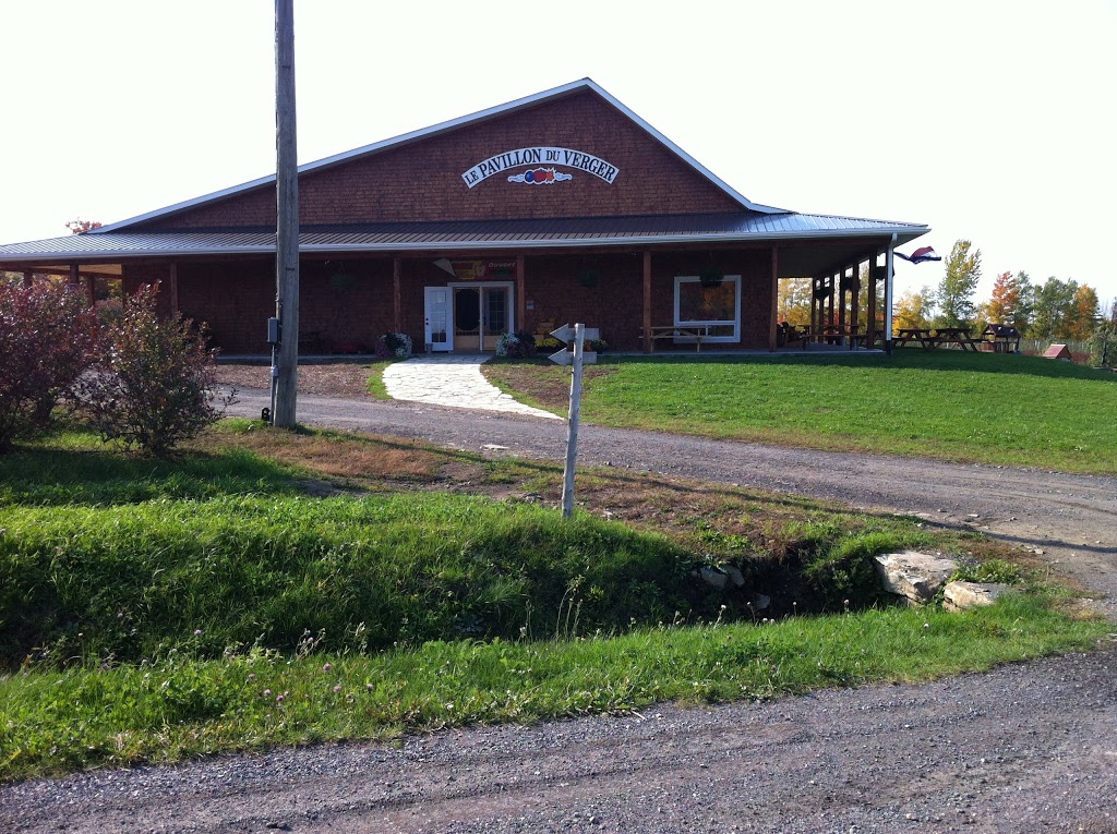 Le Pavillon Du Verger | 2232 Montée Brooks, Franklin, QC J0S 1E0, Canada | Phone: (450) 827-2742