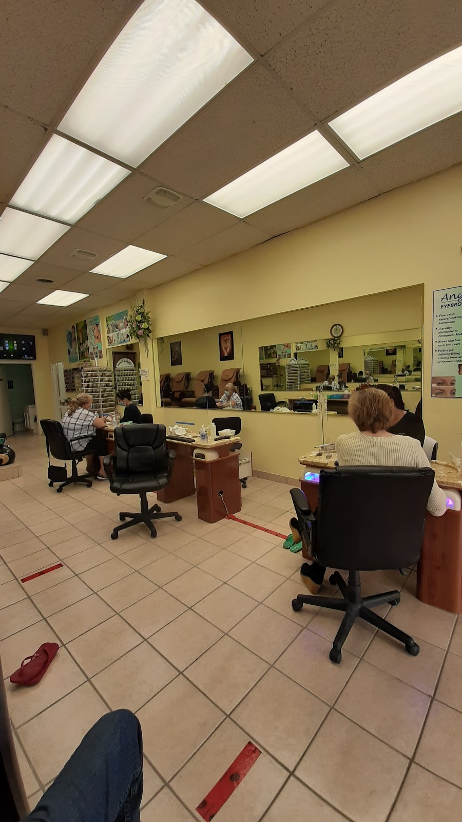 Angel Nails | 500 Willow Rd, Guelph, ON N1H 7G4, Canada | Phone: (519) 763-3533