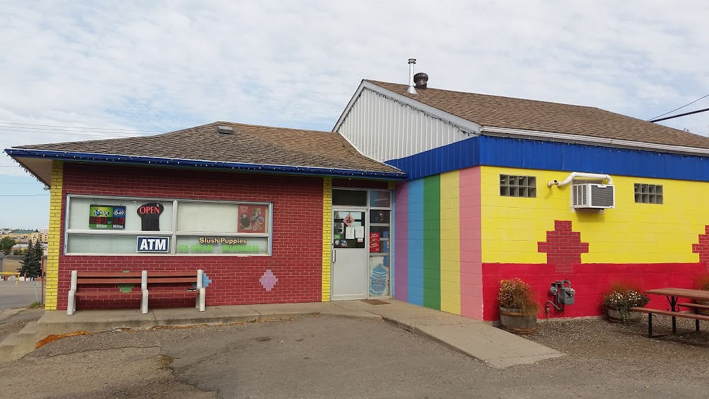 Snow Hut | 105 Home St E, Moose Jaw, SK S6H 4S2, Canada | Phone: (306) 692-1630