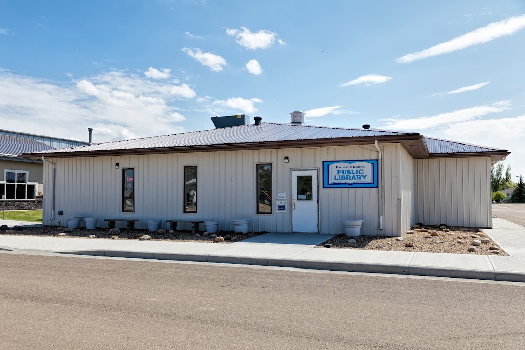 Duchess & District Public Library | 256 Louise Ave, Duchess, AB T0J 0Z0, Canada | Phone: (403) 378-4369