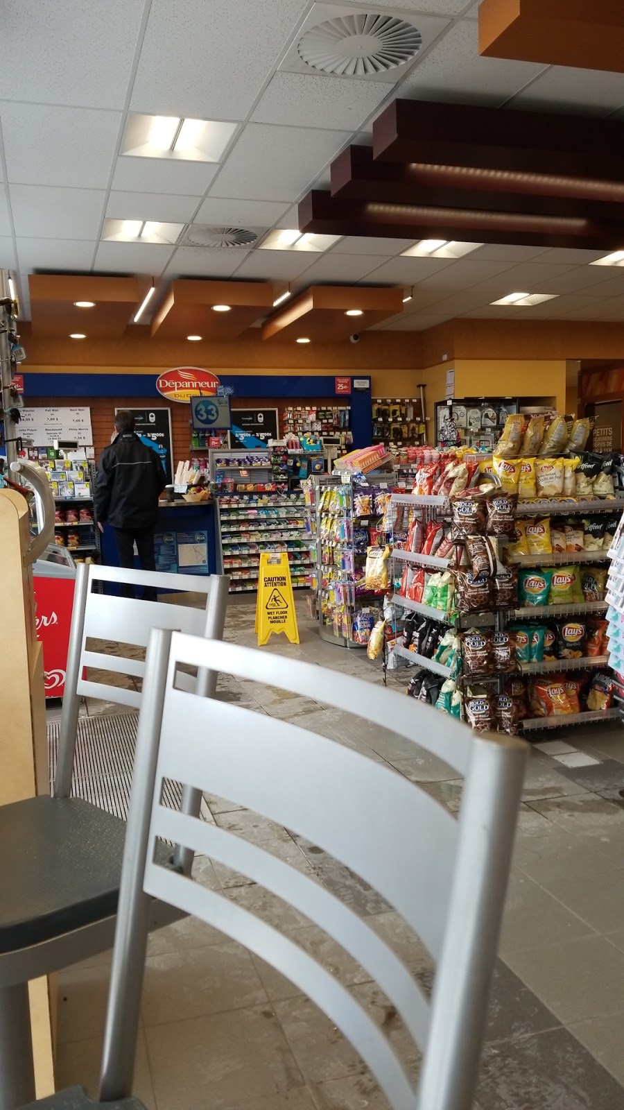 Ultramar | 2461 Rue Henry-Ford, Vaudreuil, QC J7V 0R9, Canada | Phone: (450) 510-4004