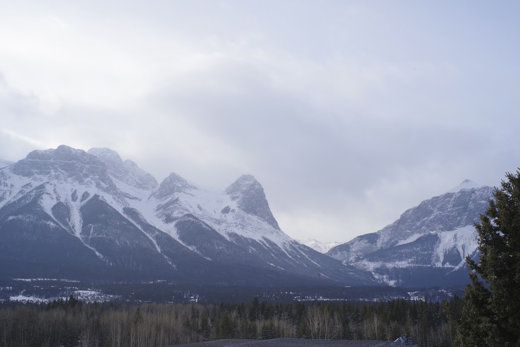 Highwood Lutheran Church | 419 Northmount Dr NW, Calgary, AB T2K 3H7, Canada | Phone: (403) 289-8206