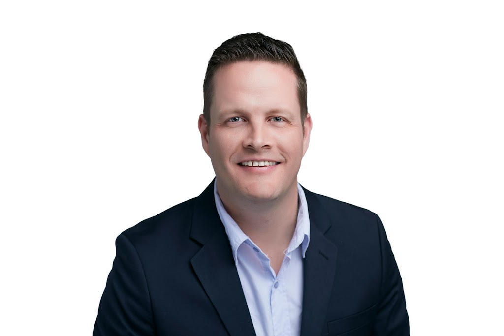 James Barss Angus | 5582 Manotick Main St, Ottawa, ON K4M 1E2, Canada | Phone: (613) 878-0287
