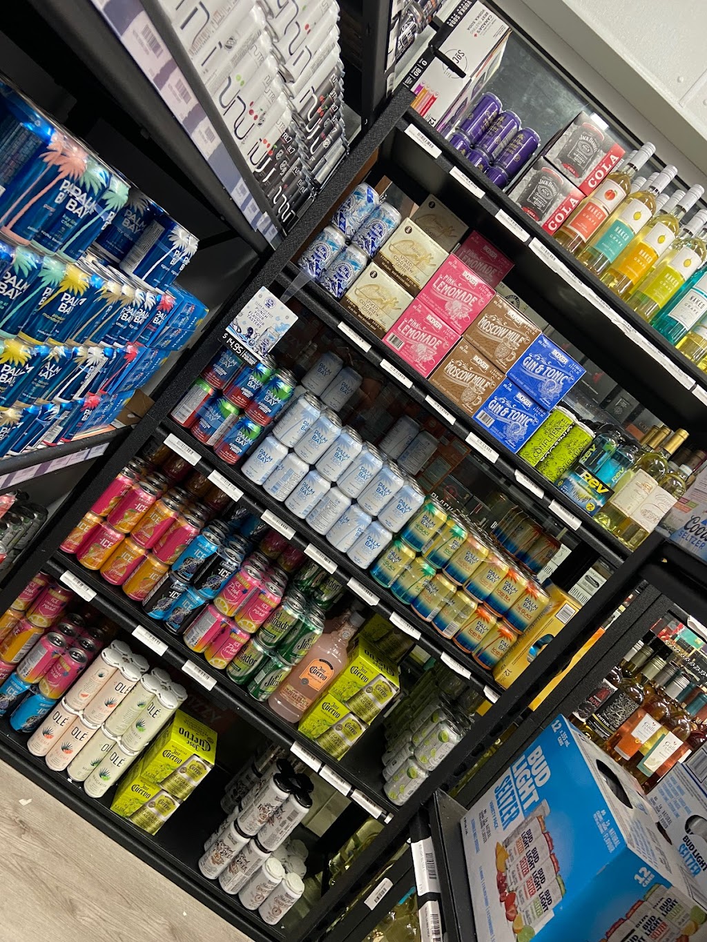 Hi End Liquor | 5025 22 Ave SW, Edmonton, AB T6X 2N4, Canada | Phone: (825) 512-3204