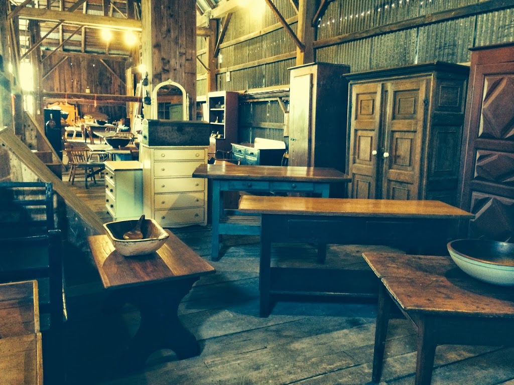 Hinton Antiques Washago, Ontario | 8203 Simcoe County Rd 169, Washago, ON L0K 2B0, Canada | Phone: (705) 325-9666