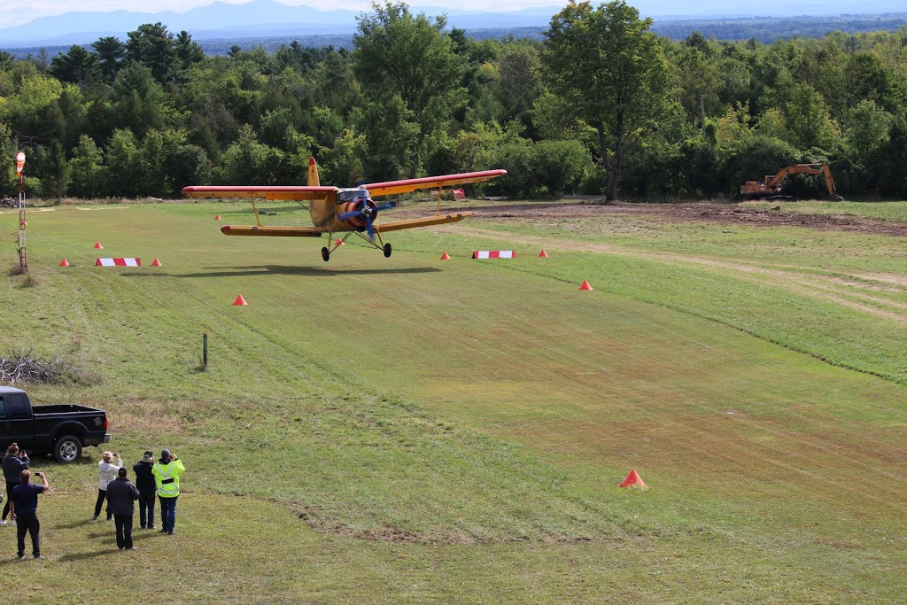 Aerodrome Saint-Bernard de Lacolle | 284 Rang Fisher N, Saint-Bernard-de-Lacolle, QC J0J 1V0, Canada | Phone: (450) 246-3389