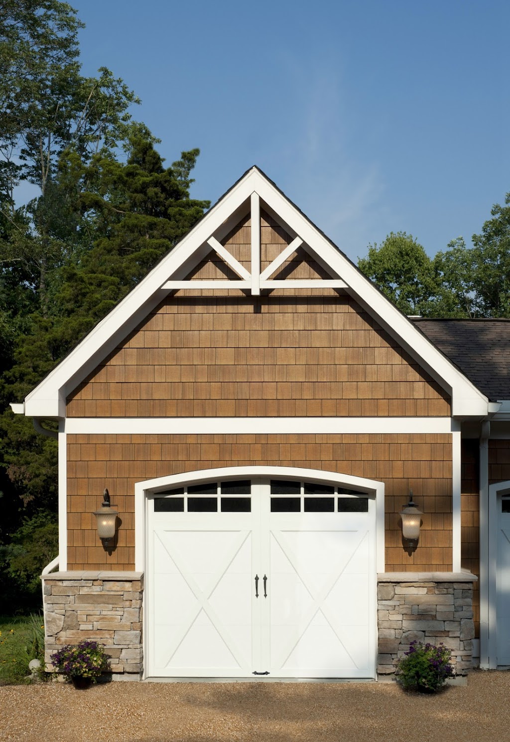Mid- Canada Overhead Door Manufacturing - Stonewall | 74095 Rd 2E, Stonewall, MB R0C 2Z0, Canada | Phone: (204) 222-5643