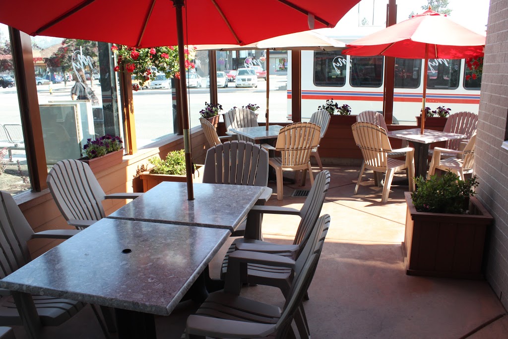 My Neighbourhood Restaurant | 260 BC-33, Kelowna, BC V1X 1X7, Canada | Phone: (250) 765-0221