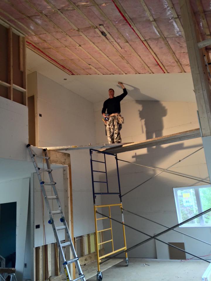 Pose de gypse Mont-Gabriel | 105 Chemin de Barkmere, Barkmere, QC J0T 1A0, Canada | Phone: (819) 681-1766