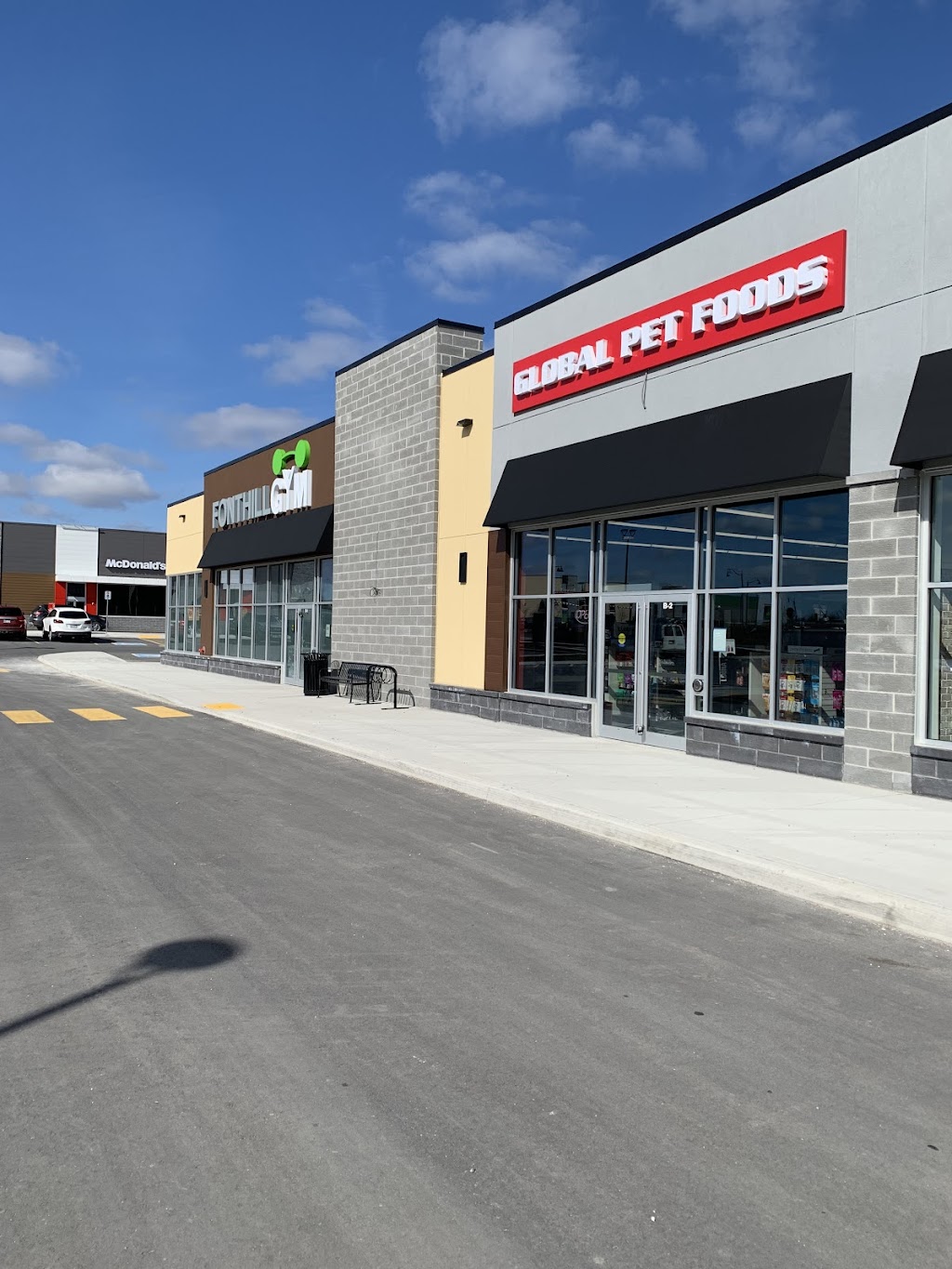 Global Pet Foods | 160 Hwy 20 E, Fonthill, ON L0S 3E6, Canada | Phone: (905) 892-1021
