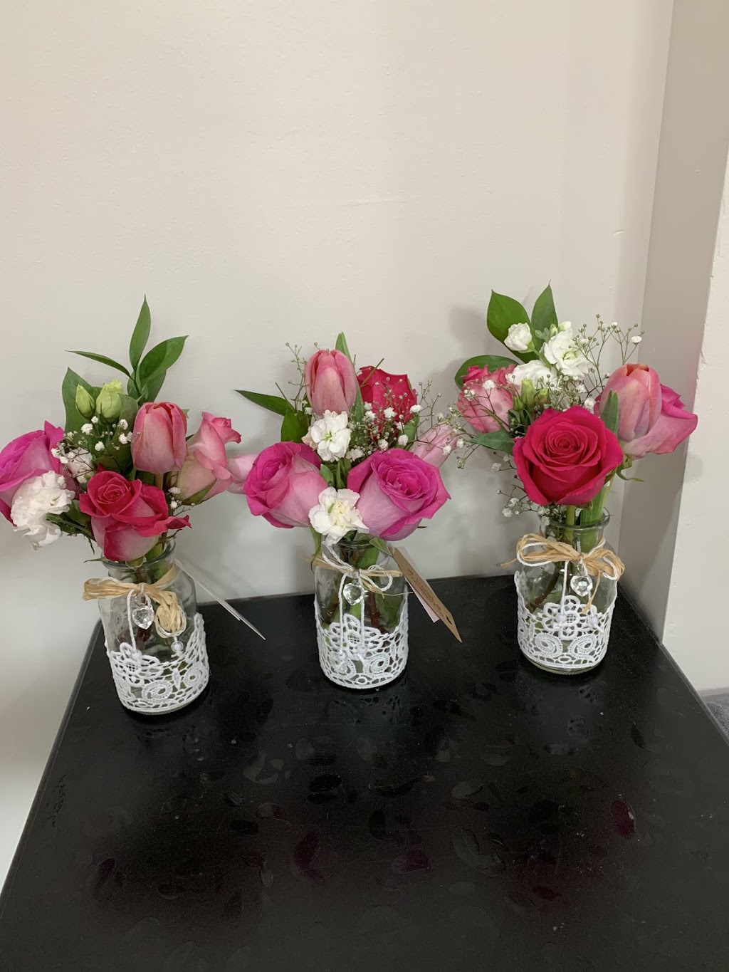 Raes of Love Florals | 587 Shaftsbury St, Oshawa, ON L1K 2V8, Canada | Phone: (905) 767-0493